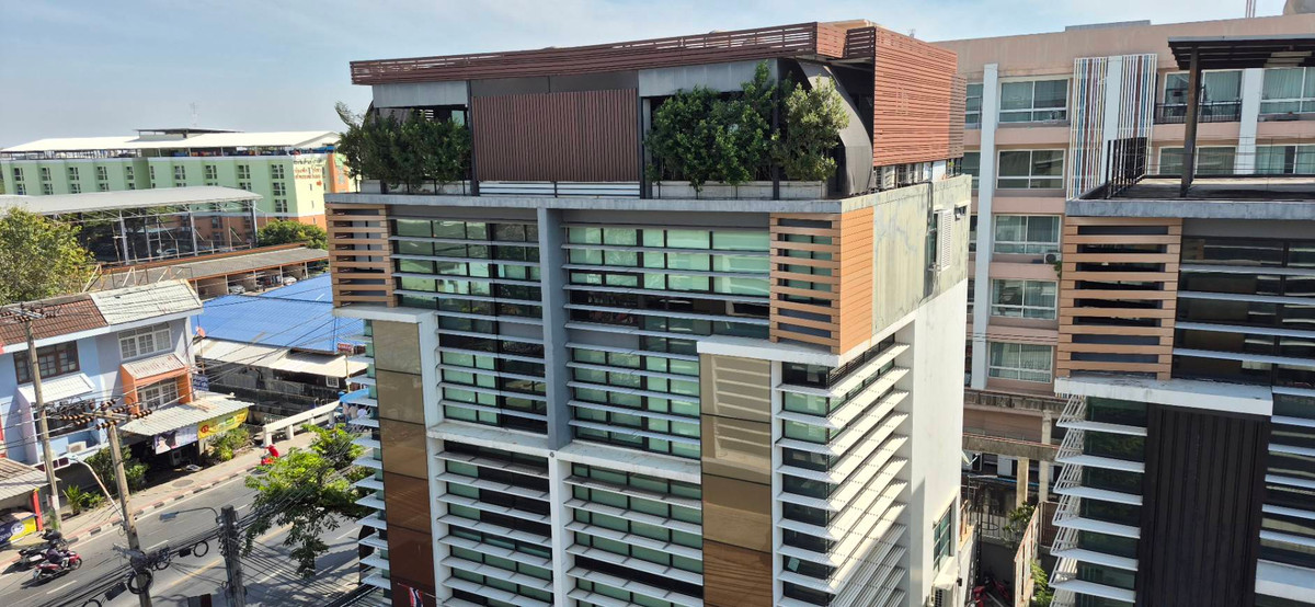 For SaleHome OfficeLadprao101, Happy Land, The Mall Bang Kapi : 5-story home office for sale, The Primary 101 Project, Soi Lat Phrao 101.  📌Cheaper than estimated