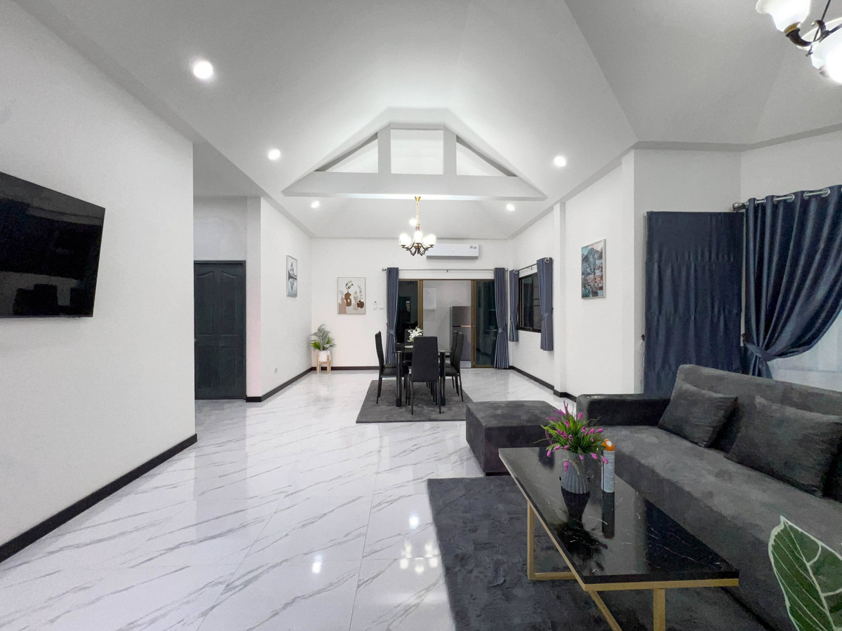 For SaleHousePattaya, Bangsaen, Chonburi : Pattaya Hill Village 2 / 3 Bedrooms (For Sale), Pattaya Hill 2 / 3 Bedrooms (FOR SALE) BEWN049