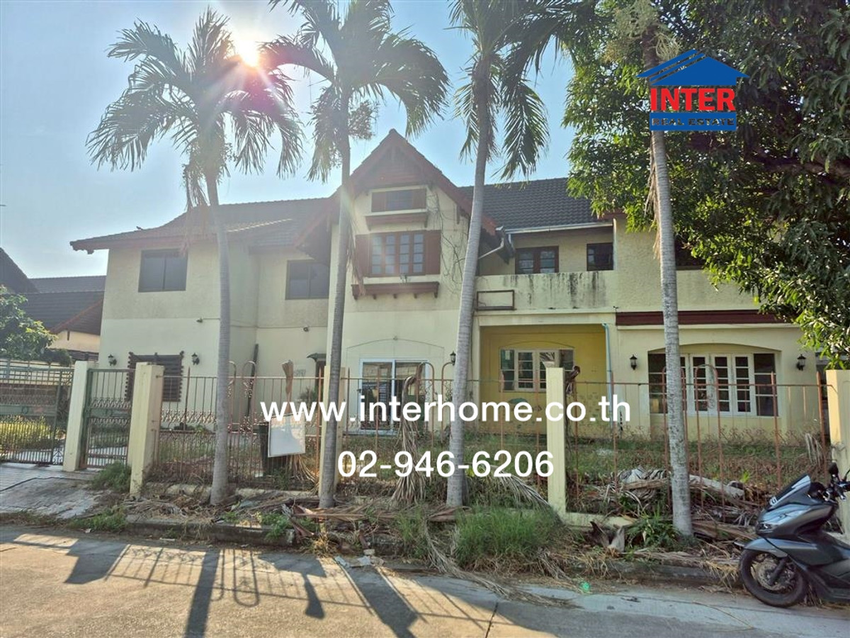 ขายบ้านมีนบุรี-ร่มเกล้า : ที่ดิน + บ้านเดี่ยว 2 ชั้น 156 ตร.ว. หมู่บ้านพฤกษชาติ ซอยรามคำแหง118 แยก13 ถนนรามคำแหง ถนนกาญจนาภิเษก เขตสะพานสูง กรุงเทพมหานคร