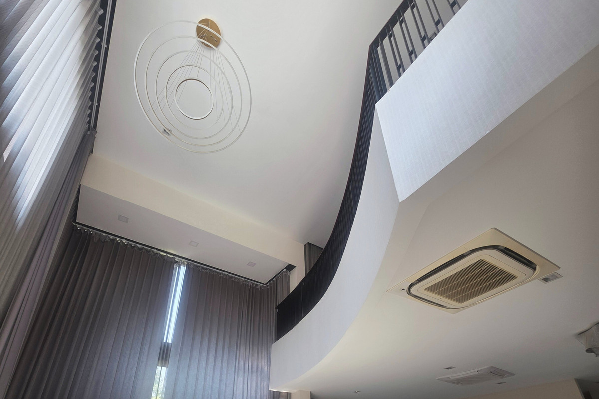 ขายบ้านพัฒนาการ ศรีนครินทร์ : ซื้อตอนนี้ดีที่สุด ขายบ้านหรู 3 ชั้น ที่ดินใหญ่153ตร.วา. แกรนด์ บางกอก บูเลอวาร์ด พระราม 9