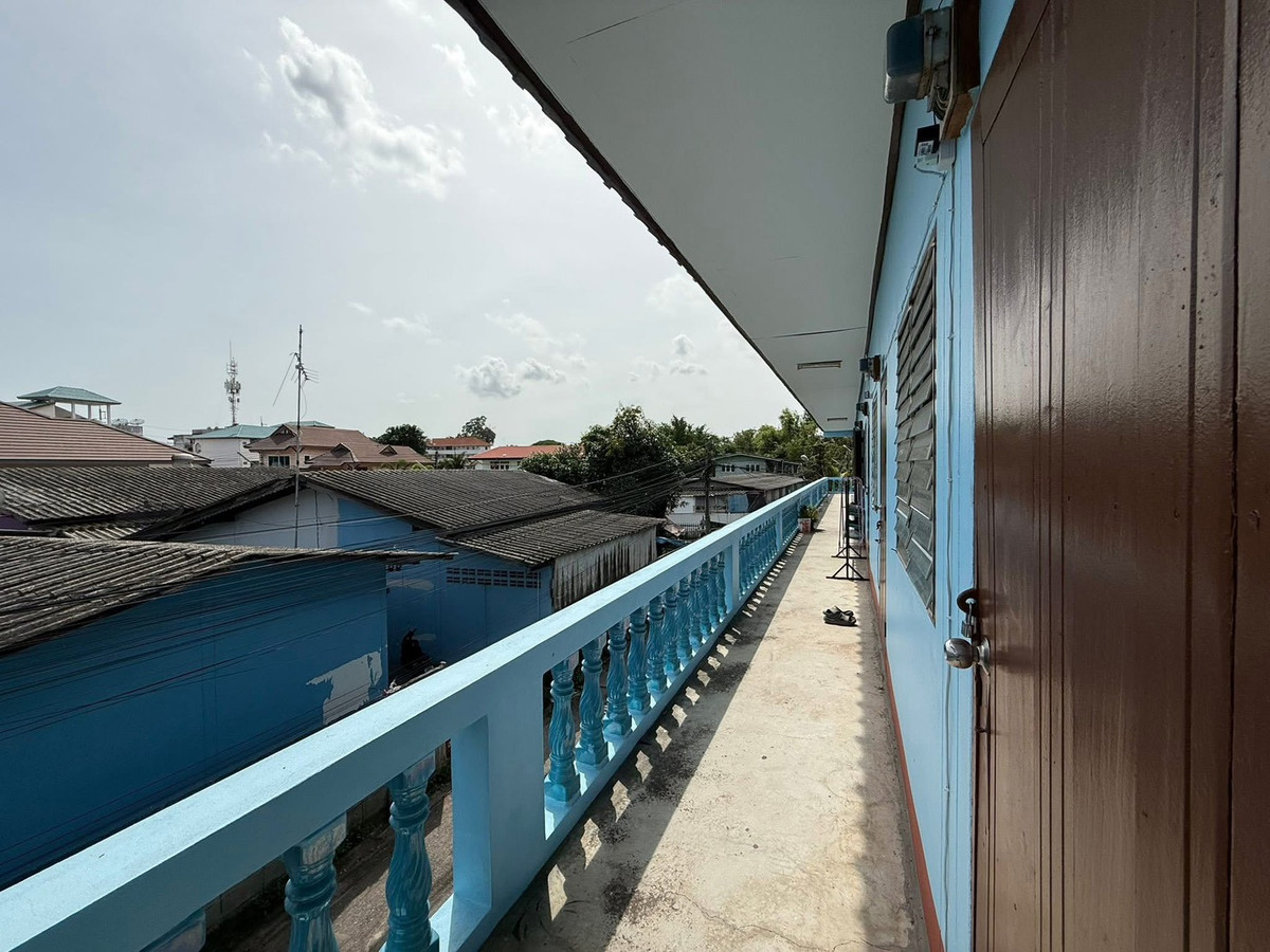 For SalePattaya, Bangsaen, Chonburi : Apartment with land 393 square wah, Sahapat Group, Chonburi / 2 floors (FOR SALE) YEAN095