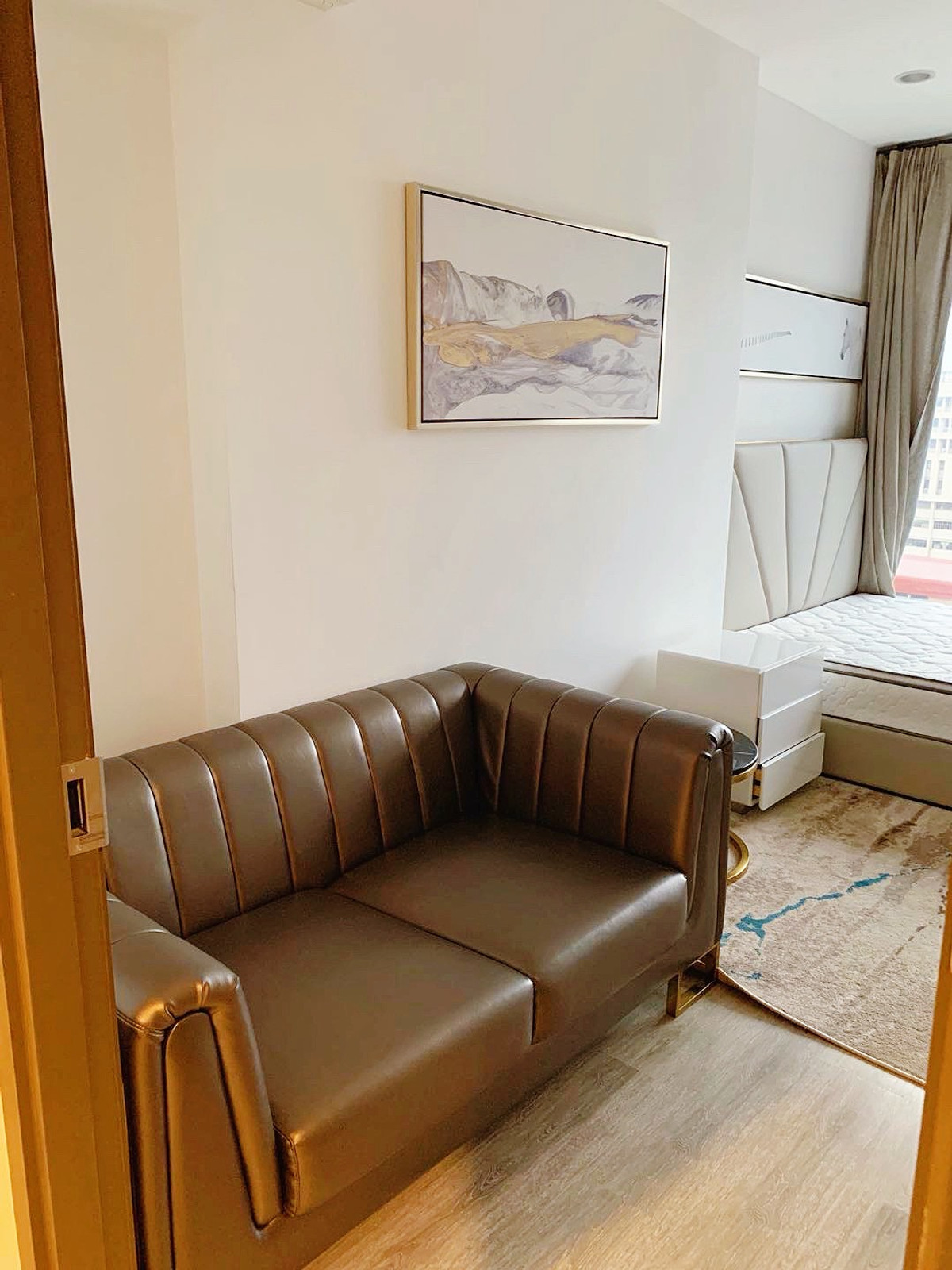 ให้เช่าคอนโดพระราม 9 เพชรบุรีตัดใหม่ RCA : Foe rent ideo mobi asoke studio 1bed 0886382235