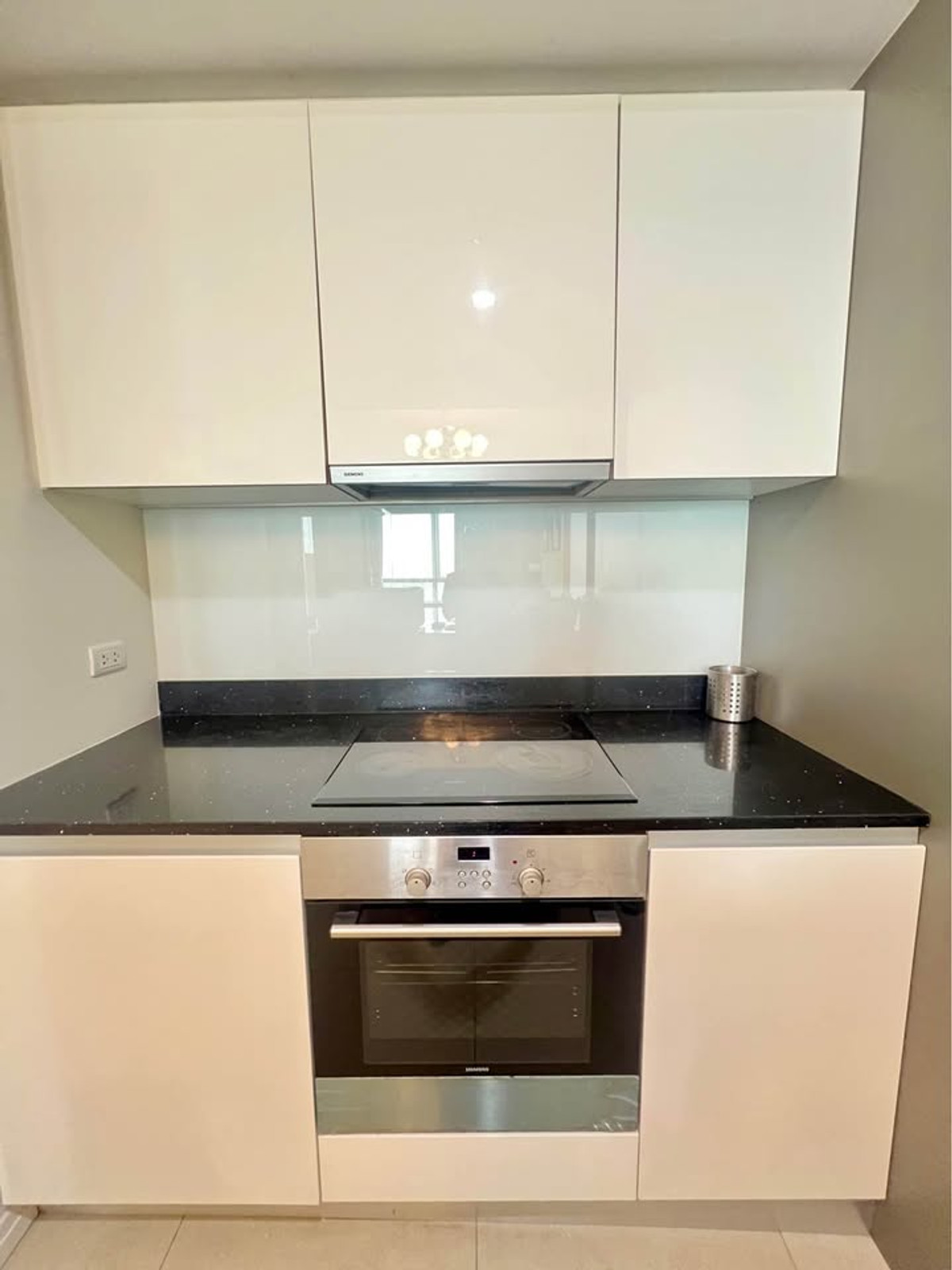 For SaleCondoWongwianyai, Charoennakor : The River / 1 Bedroom (SALE WITH TENANT), The River / 1 Bedroom (sale with tenant) PT025