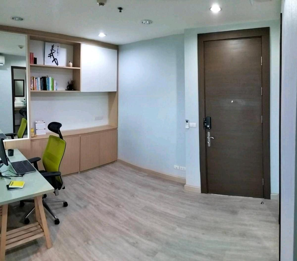 For SaleCondoRatchadapisek, Huaikwang, Suttisan : For sale Rhythm Ratchada 36 sq m.