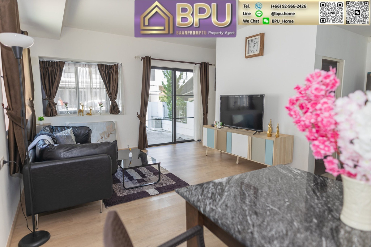 For RentTownhomeBangna, Bearing, Lasalle : ** 3 Bedrooms Beautiful Townhome for Rent ** Indy 5 Bangna km.7 Near Mega Bangna