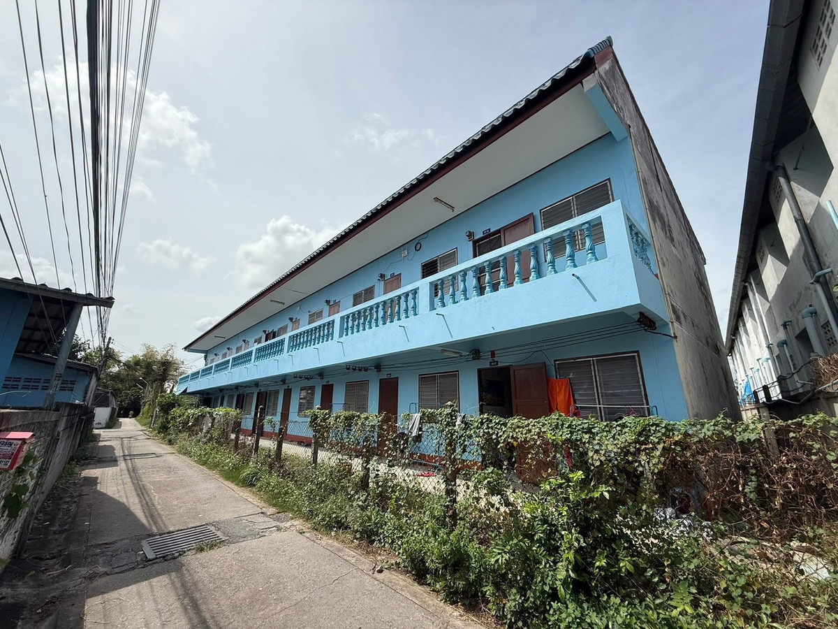 ขายพัทยา บางแสน ชลบุรี สัตหีบ :  อพาร์ตเมนต์ พร้อมที่ดิน 393 ตารางวา เครือสหพัฒน์ ชลบุรี / 2 ชั้น (ขาย), Apartment with land 393 square wah, Sahapat Group, Chonburi / 2 floors  (FOR SALE) YEAN095