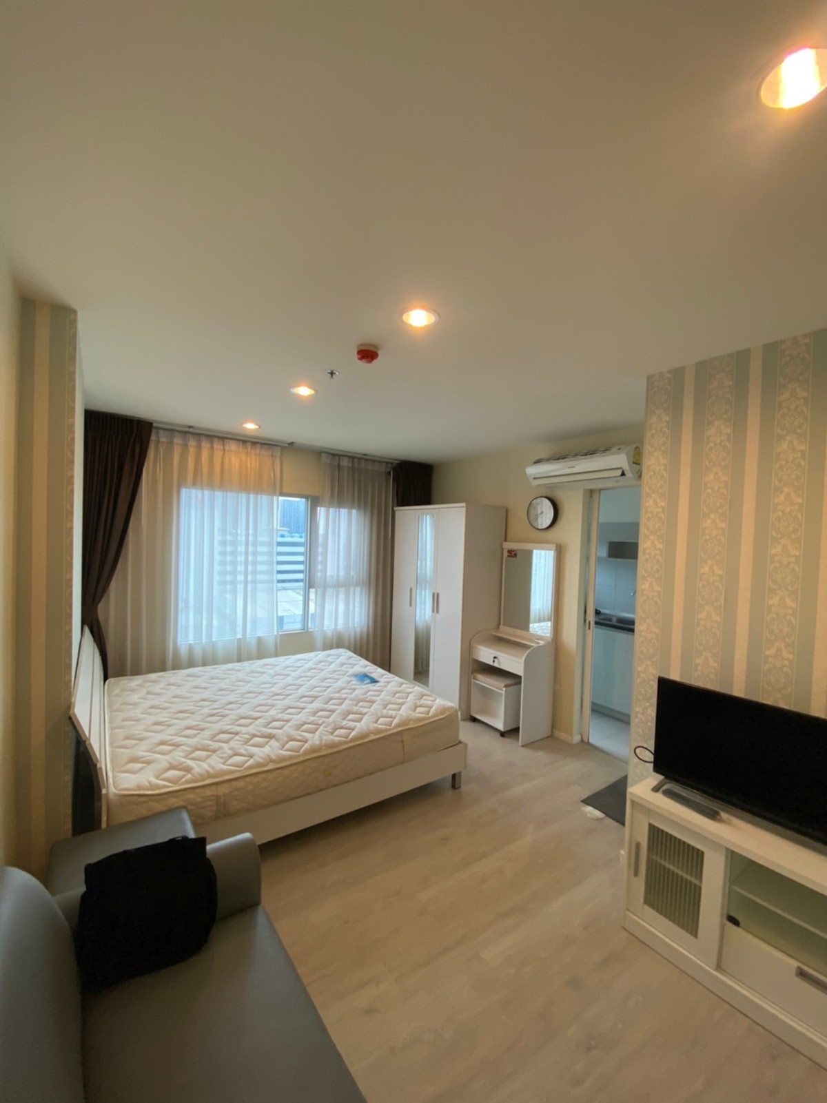 ให้เช่าคอนโดท่าพระ ตลาดพลู วุฒากาศ : ***ห้องสวย พร้อมอยู่*** Aspire สาทร-ท่าพระ > BTS ตลาดพลู