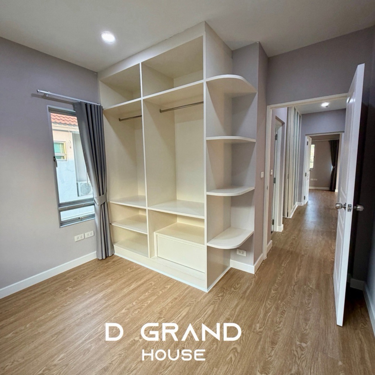 ขายบ้านพระราม 5 ราชพฤกษ์ บางกรวย : บ้านรีโนเวทใหม่ พร้อมอยู่ หลังมุม ตำแหน่งสวย ติด Clubhouse  “ไลฟ์ บางกอก บูเลอวาร์ด ราชพฤกษ์–รัตนาธิเบศร์” 