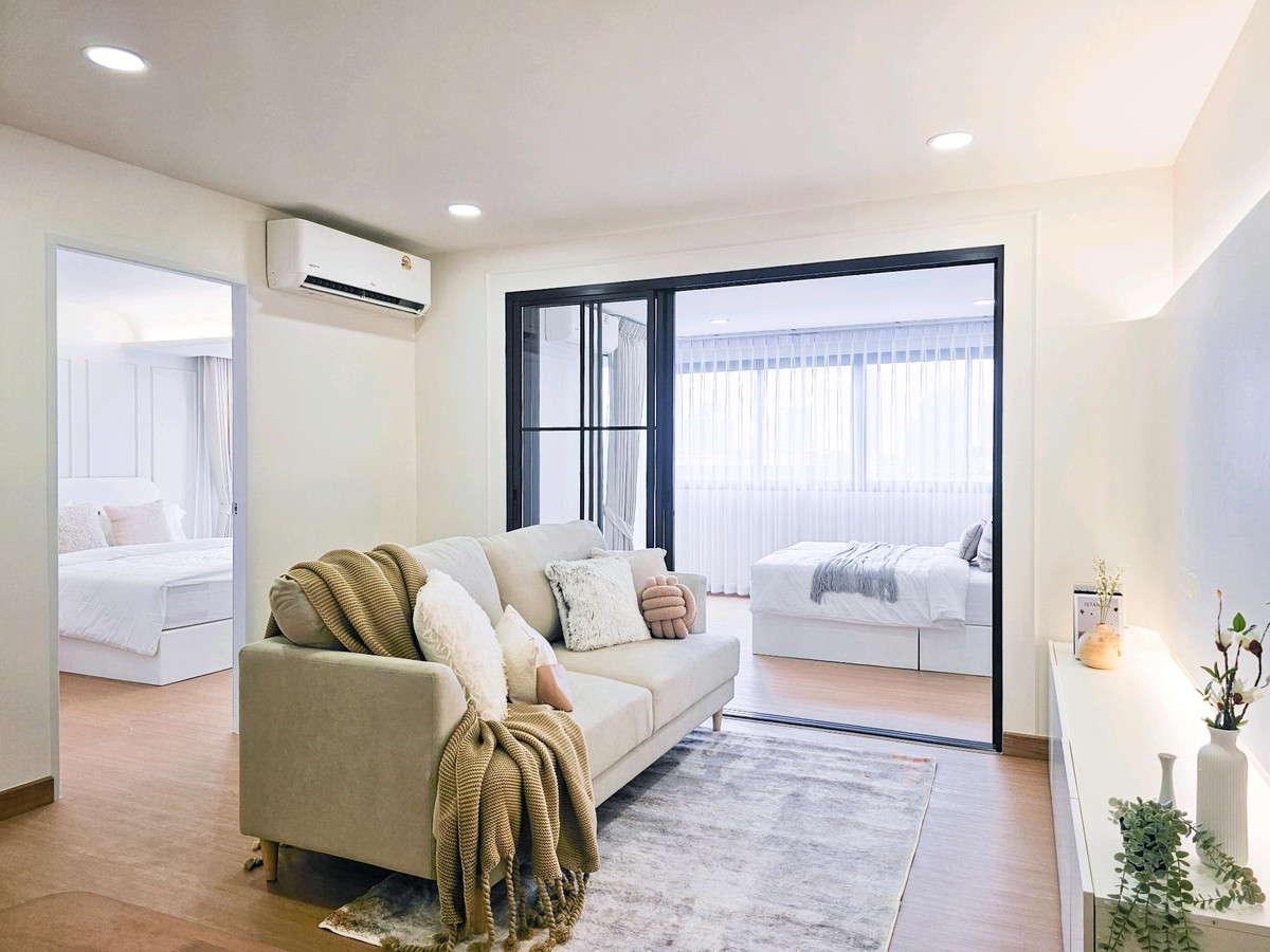 For SaleCondoSapankwai,Jatujak : Condo for sale, 2 bedrooms, Suthisan-Saphan Khwai area.