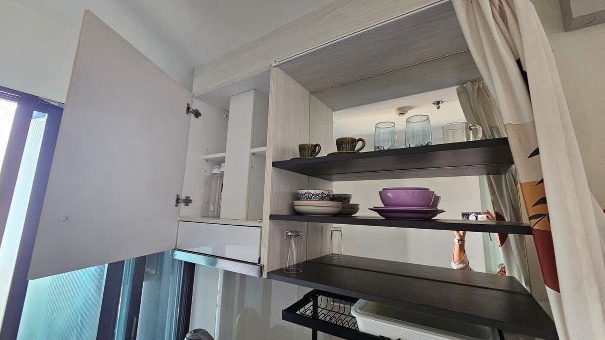 ขายคอนโดอ่อนนุช อุดมสุข : ขายด่วน The Base Park East ชั้น29 วิวHabito ขนาด 27 ตร.ม แต่งสวย เครื่องใช้ไฟฟ้าและเฟอร์ครบ ลงทุนหรืออยู่เองก็คุ้มค่า ราคา 2,400,000 บาท 