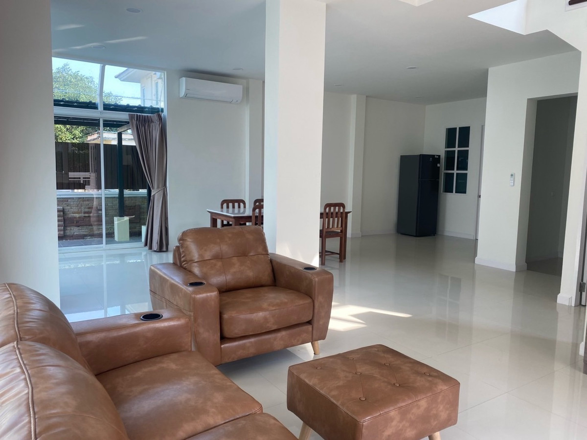 For RentHouseMin Buri, Romklao : House for rent Perfect Place Private Zone Ram 164 near RIS School 2.5km.