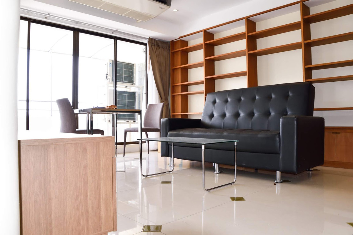 ให้เช่าคอนโดสีลม ศาลาแดง บางรัก : DT9981 ให้เช่า Diamond Tower ใกล้ บีทีเอส ช่องนนทรี 2 ห้องนอน 1 ห้องน้ำ