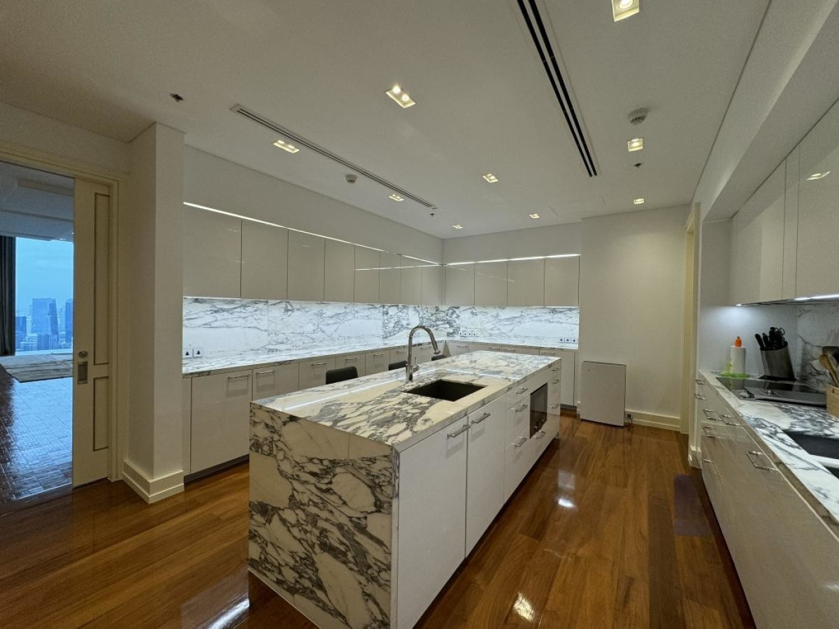 For SaleCondoSilom, Saladaeng, Bangrak : 🔥 Penthouse for sale | The Ritz-Carlton Residences