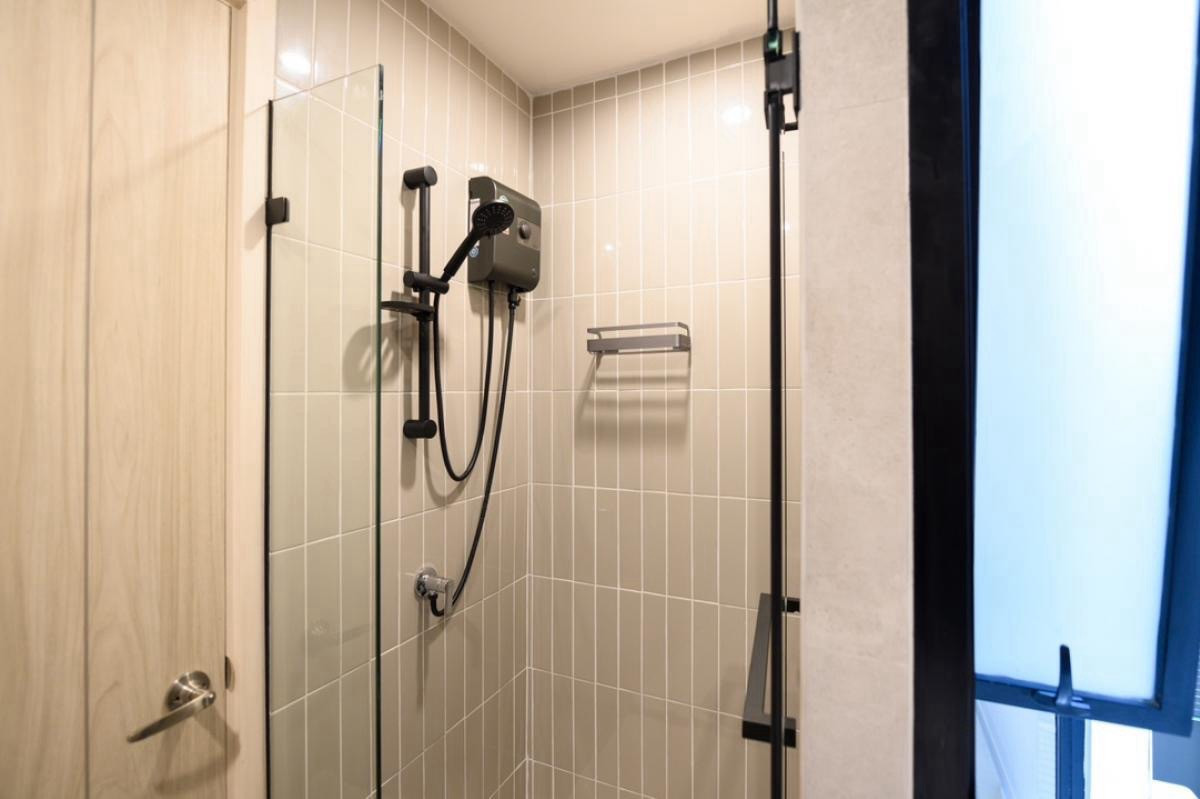 ทาวน์โฮมราษฎร์บูรณะ สุขสวัสดิ์ :  🏠 RENT/SELL | 2 Beds | Nue Hybe Suksawat | Urban Hybrid | Expressway Access | UV Glass | Phase 1 |  Live-Work-Commerce