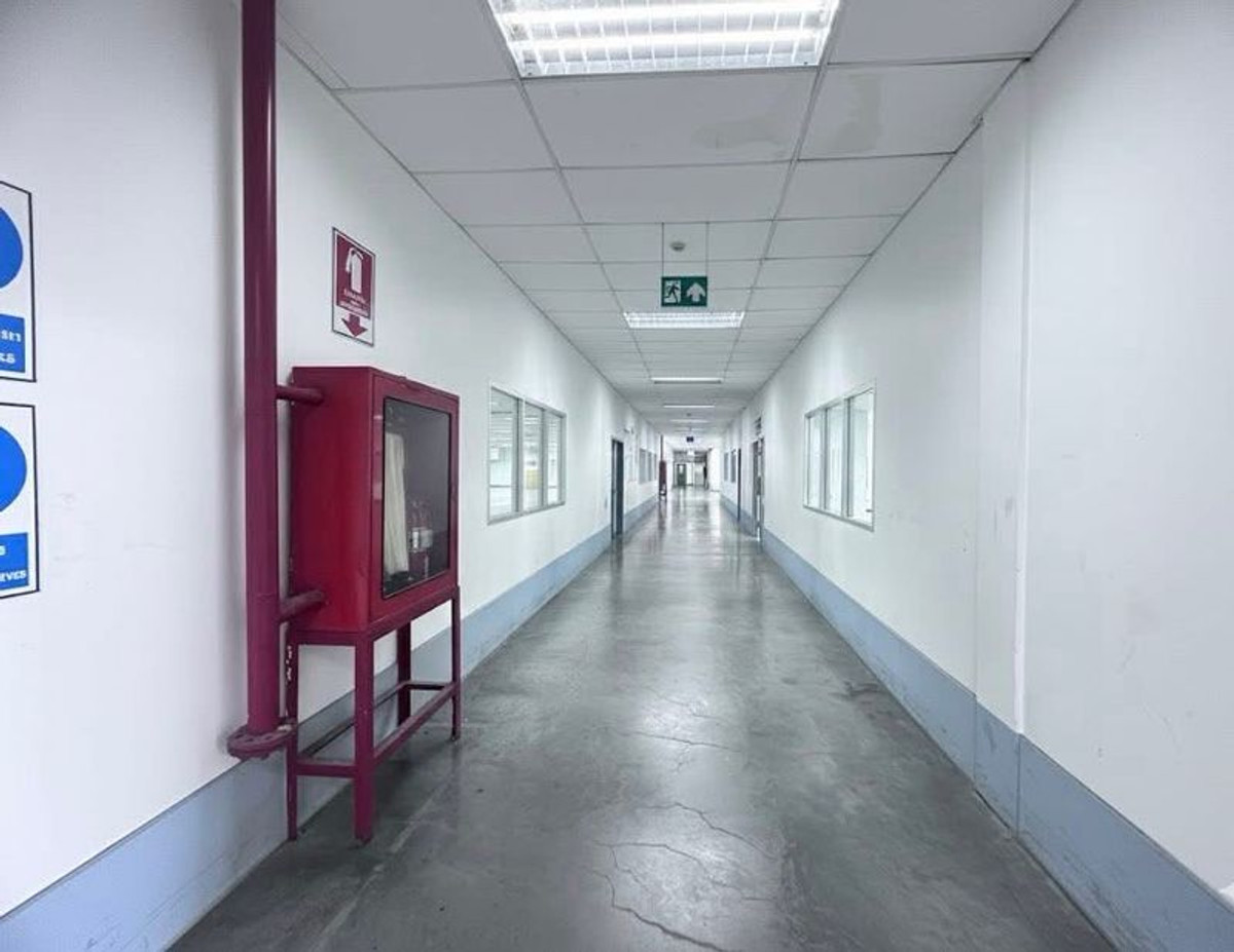 For SaleFactoryLadkrabang, Suwannaphum Airport : Factory for sale, 4 rai, purple area 🟣 usable area 6,700 sq m. #Latkrabang