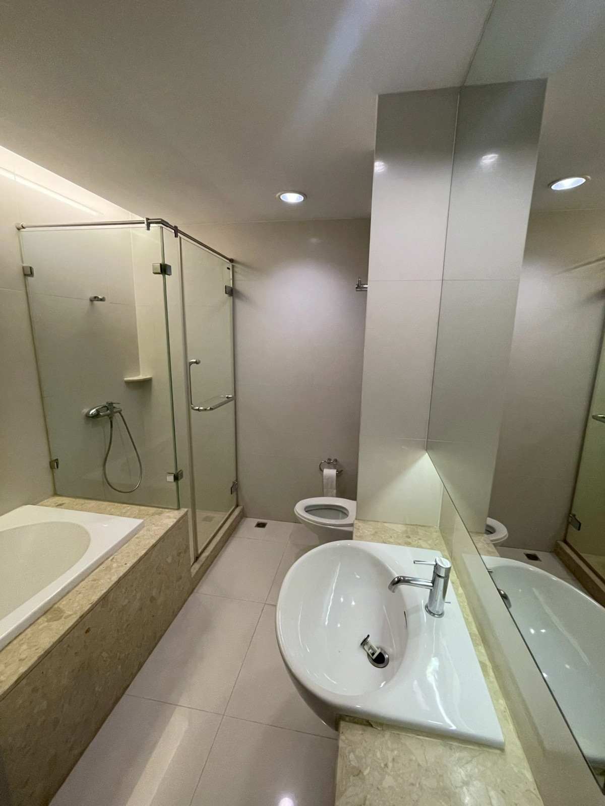 For RentWitthayu, Chidlom, Langsuan, Ploenchit :  💎FOR RENT | 3 Beds | Luxury Apartments | Wireless Road | Pet Friendly | Low-Rise | Exclusive Living | Lumpini Park  | Ploenchit