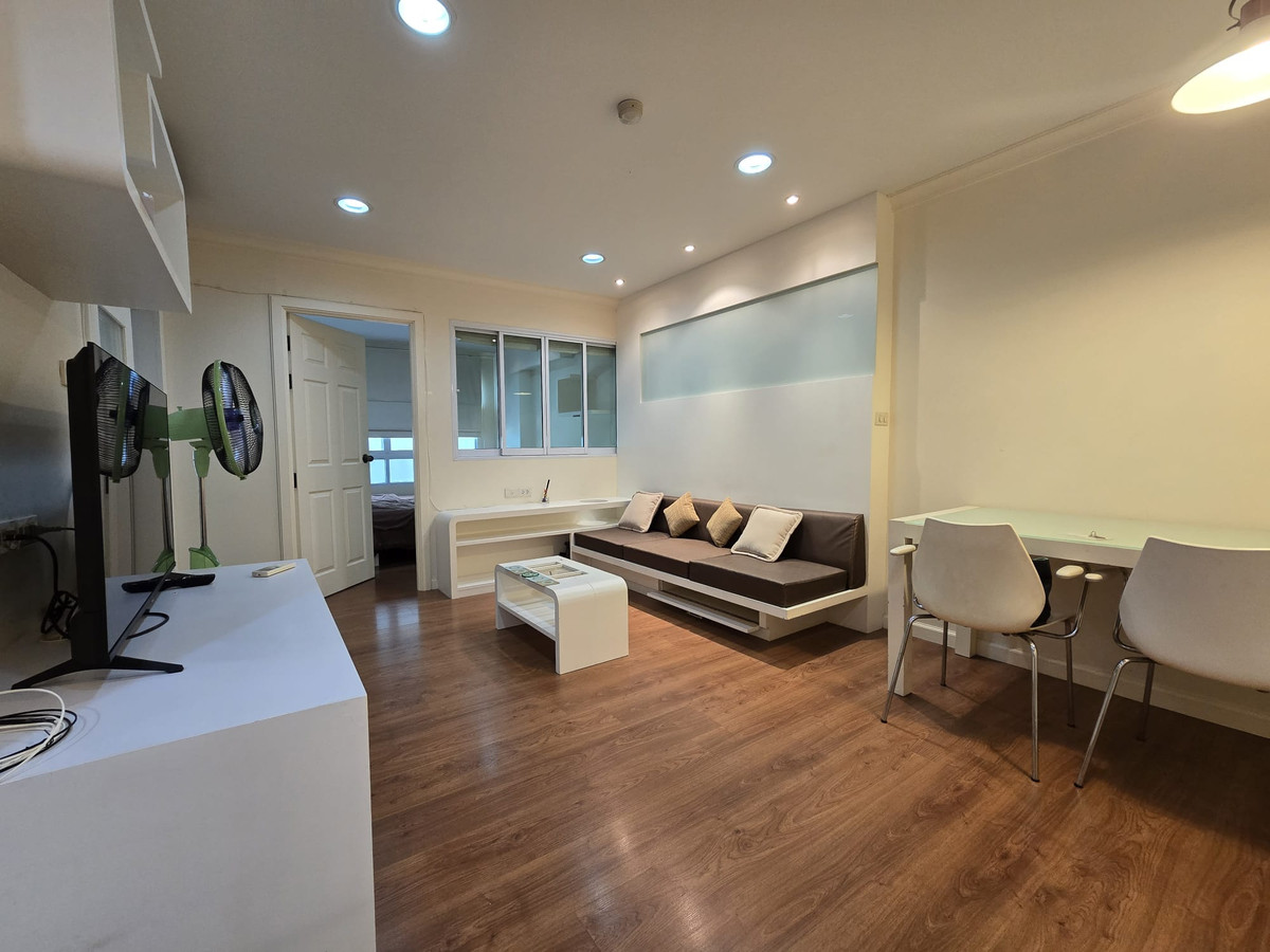 For RentCondoSukhumvit, Asoke, Thonglor : Lumpini Suite 1 Bed Ready to move in