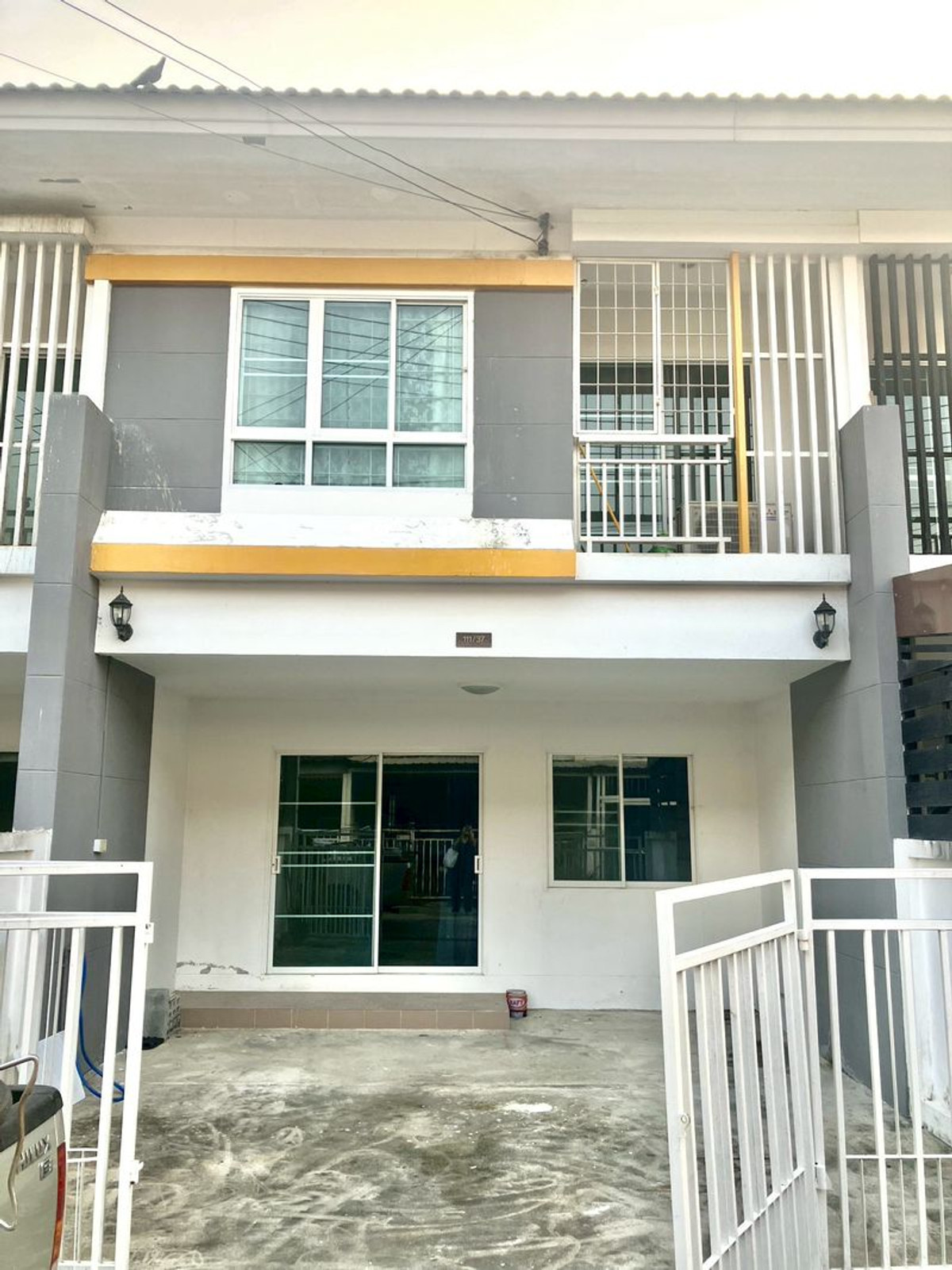 For SaleTownhomeNakhon Pathom : 2-story townhouse for sale, Pruksaphan Village, Kradi Diao 1, Soi 6, area 20.6 square meters, 3 bedrooms, near Silpakorn University, Nong Pak Long Subdistrict, Mueang Nakhon Pathom District, Nakhon Pathom Province.