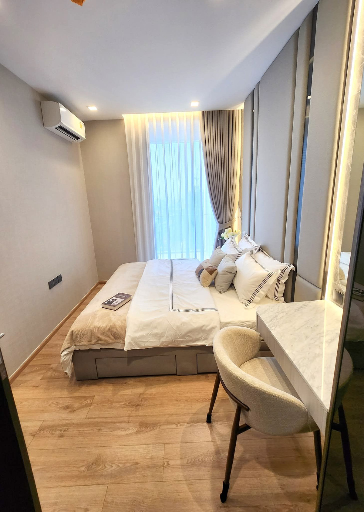 For RentCondoAri,Anusaowaree : ให้เช่า Noble Around Ari   ราคา 35,000 บาท [JZr260126]