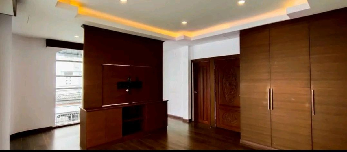 ขายบ้านพระราม 9 เพชรบุรีตัดใหม่ RCA : 🔥 ขายทาวน์โฮมพระราม 9 ซ.11 หลังมุม 3 ชั้น 36 ตร.วา 320 ตร.ม. รีโนเวทสวย ทำธุรกิจได้ทันที เหลือ 12.5 ล้าน 📞 065-536-5165 #ทาวน์โฮมพระราม9 #โฮมออฟฟิศ #ทำเลทอง #ลงทุนอสังหา #ลูกเจี๊ยบอสังหา ✨