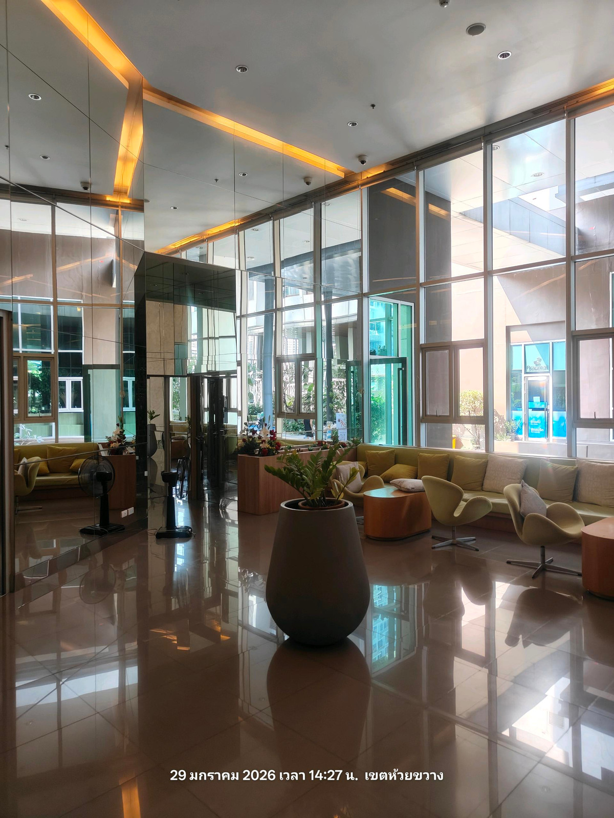 For SaleCondoRama9, Petchburi, RCA : Selling aspire rama9 5.35 million