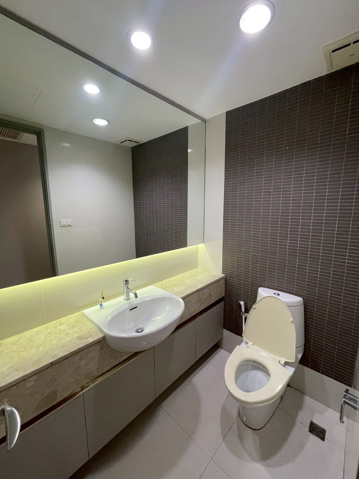 For RentWitthayu, Chidlom, Langsuan, Ploenchit :  💎FOR RENT | 3 Beds | Luxury Apartments | Wireless Road | Pet Friendly | Low-Rise | Exclusive Living | Lumpini Park  | Ploenchit