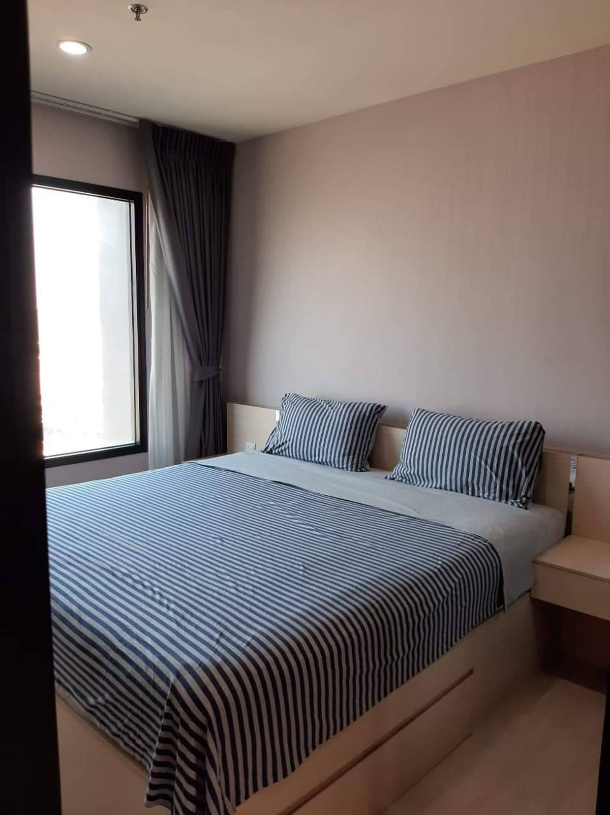 ให้เช่าคอนโดพระราม 9 เพชรบุรีตัดใหม่ RCA : FOR RENT - 1 BEDROOM 30 SQ.M-  READY TO MOVE IN - CALL NOW 094-641-5974