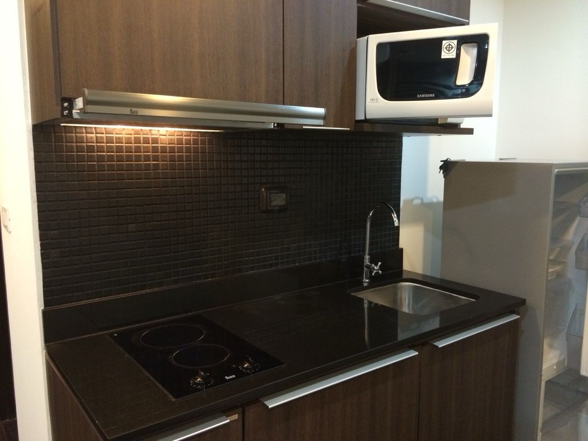 For SaleCondoRatchathewi,Phayathai : Ideo Q Phayathai【𝐒𝐄𝐋𝐋 & 𝐑𝐄𝐍𝐓】🔥Modern, stylishly coordinated room with complete functionality🔥 Contact Line ID: @hacondo