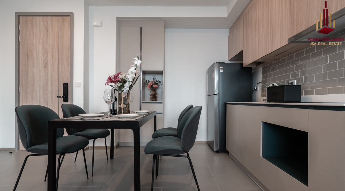 For SaleCondoRatchathewi,Phayathai : ✨ For Sale: XT Phayathai Condo ✨ 💰 Only 17,000,000 THB