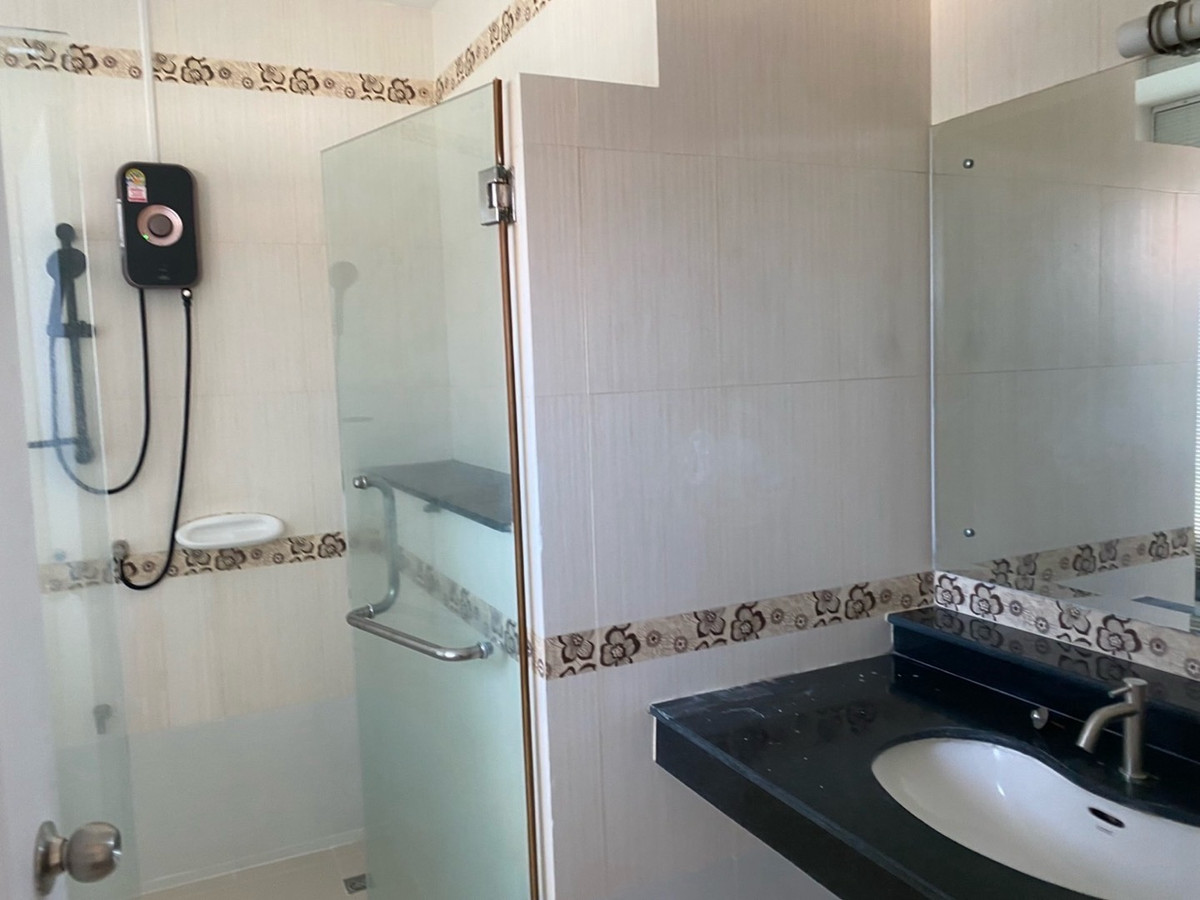 For RentHouseMin Buri, Romklao : House for rent Perfect Place Private Zone Ram 164 near RIS School 2.5km.