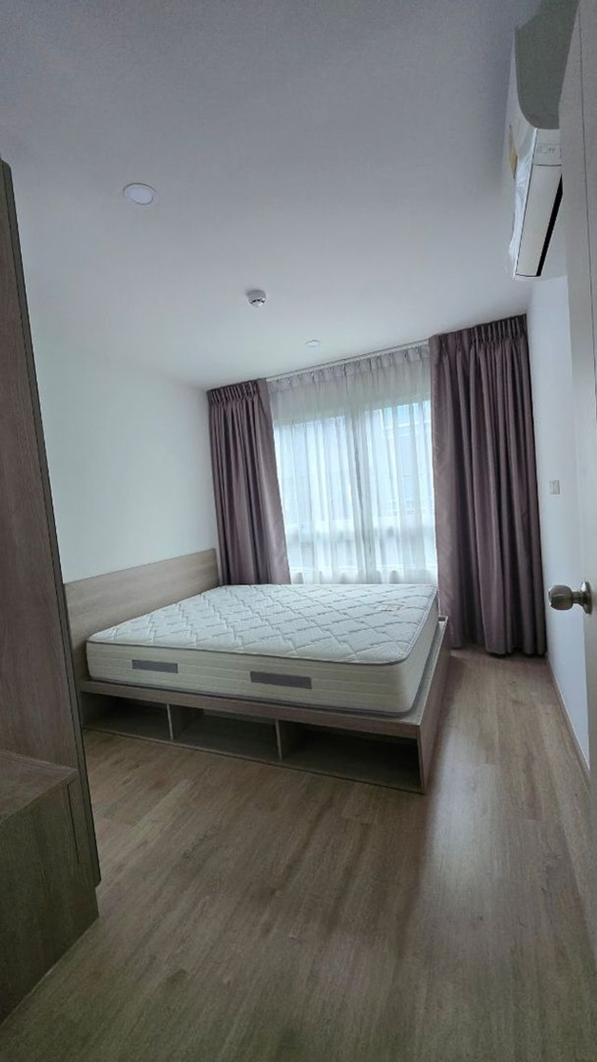 For RentCondoKasetsart, Ratchayothin : For rent: Elio Delmos Phahonyothin 34, 6th floor.