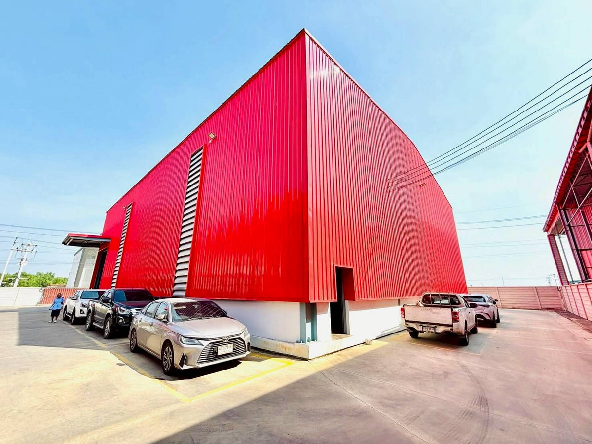 For SaleFactoryMahachai Samut Sakhon : Factory for sale, land area 2.5 rai, 2 buildings, usable area 1,668 sq m.