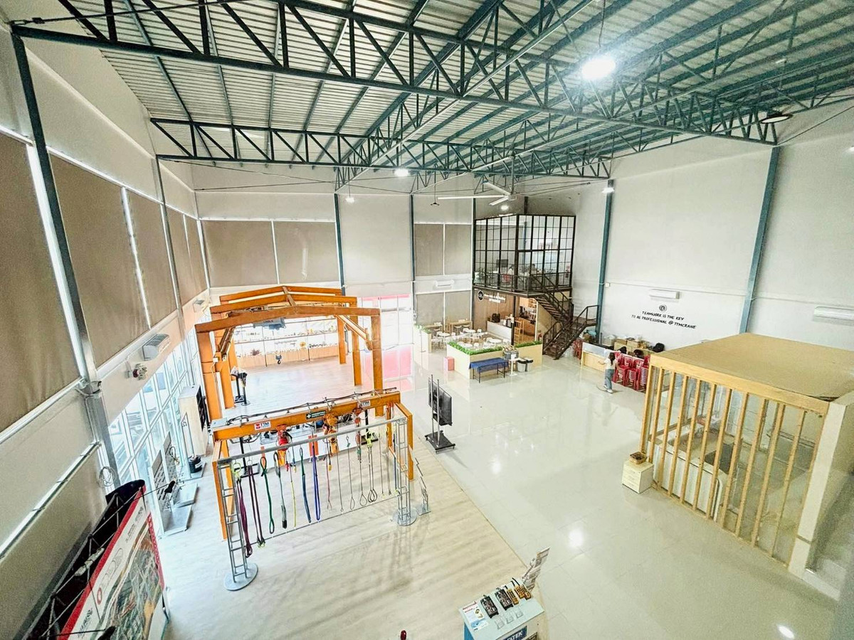 For SaleFactoryMahachai Samut Sakhon : Factory for sale, land area 2.5 rai, 2 buildings, usable area 1,668 sq m.