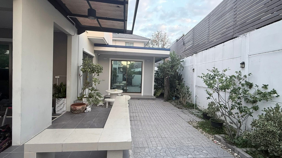 For SaleHousePattaya, Bangsaen, Chonburi : Life @Banglamung / 3 bedrooms (for sale), Life @Banglamung / 3 Bedrooms (FOR SALE) YEAN098