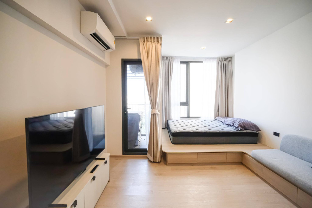 For RentCondoWongwianyai, Charoennakor : ⭐️ Reference Sathorn-Wongwianyai ⭐️ Beautiful room, complete with furniture and electrical appliances. Ready to move in