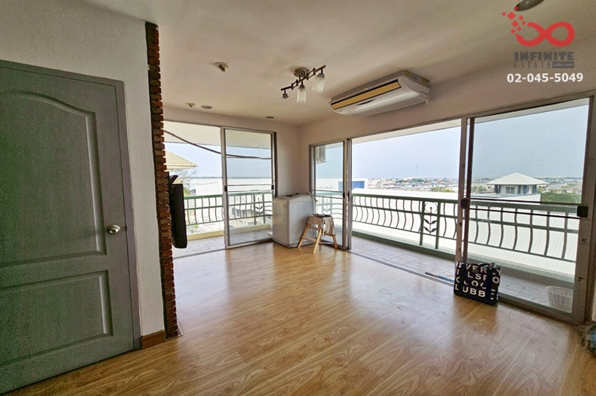 ขายคอนโดบางนา แบริ่ง ลาซาล : ขายคอนโด เดอะพาร์คแลนด์ บางนา ห้องมุม 50ตรม.ชั้น8 บางนา-ตราด 37 ใกล้ทางด่วน