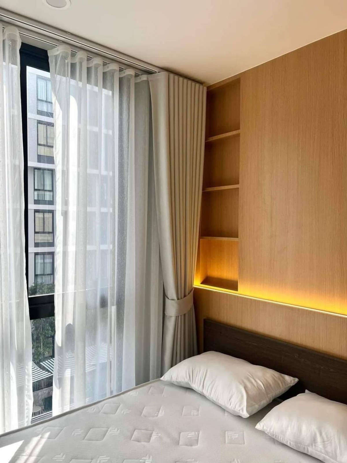 ให้เช่าคอนโดปทุมธานี รังสิต ธรรมศาสตร์ : ให้เช่าคอนโด โนเบิล นิว ครอส คูคต สเตชั่น ใกล้ รถไฟฟ้า สถานี คูคต เพียง 1 นาที