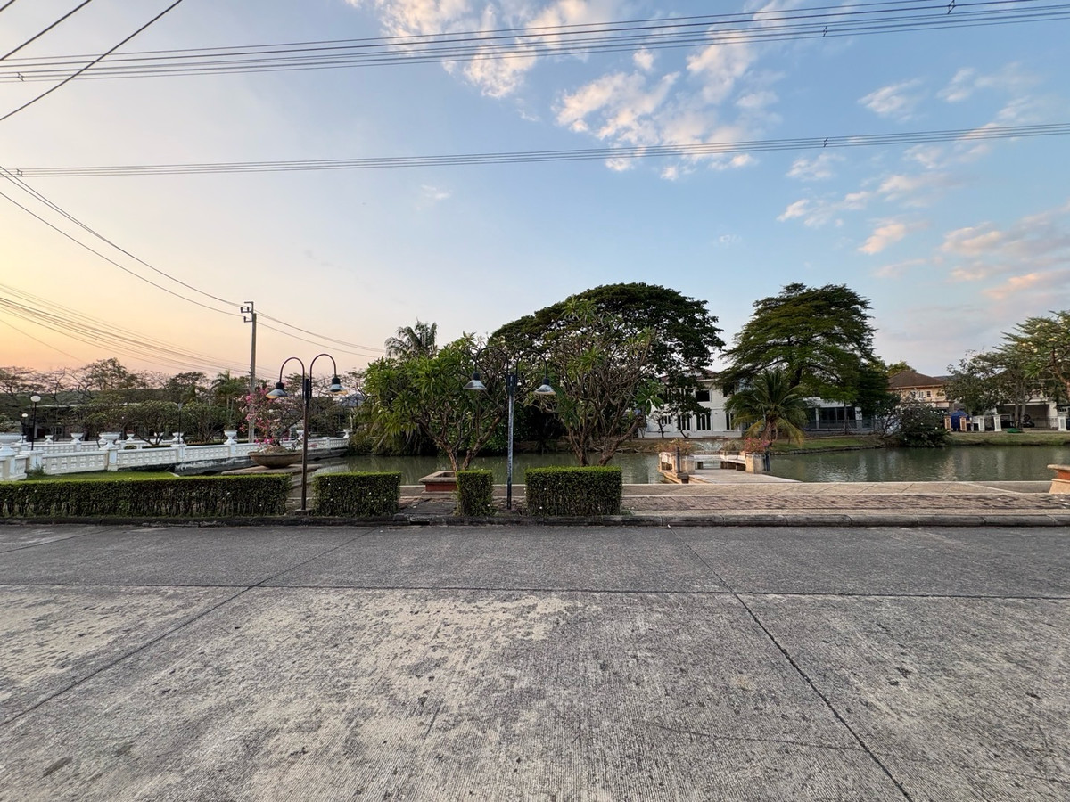 ให้เช่าบ้านมีนบุรี-ร่มเกล้า : ให้เช่าบ้านเดี่ยวหลังมุม Perfect Place ราม 164 ใกล้รร. RIS เพียง 400 เมตร