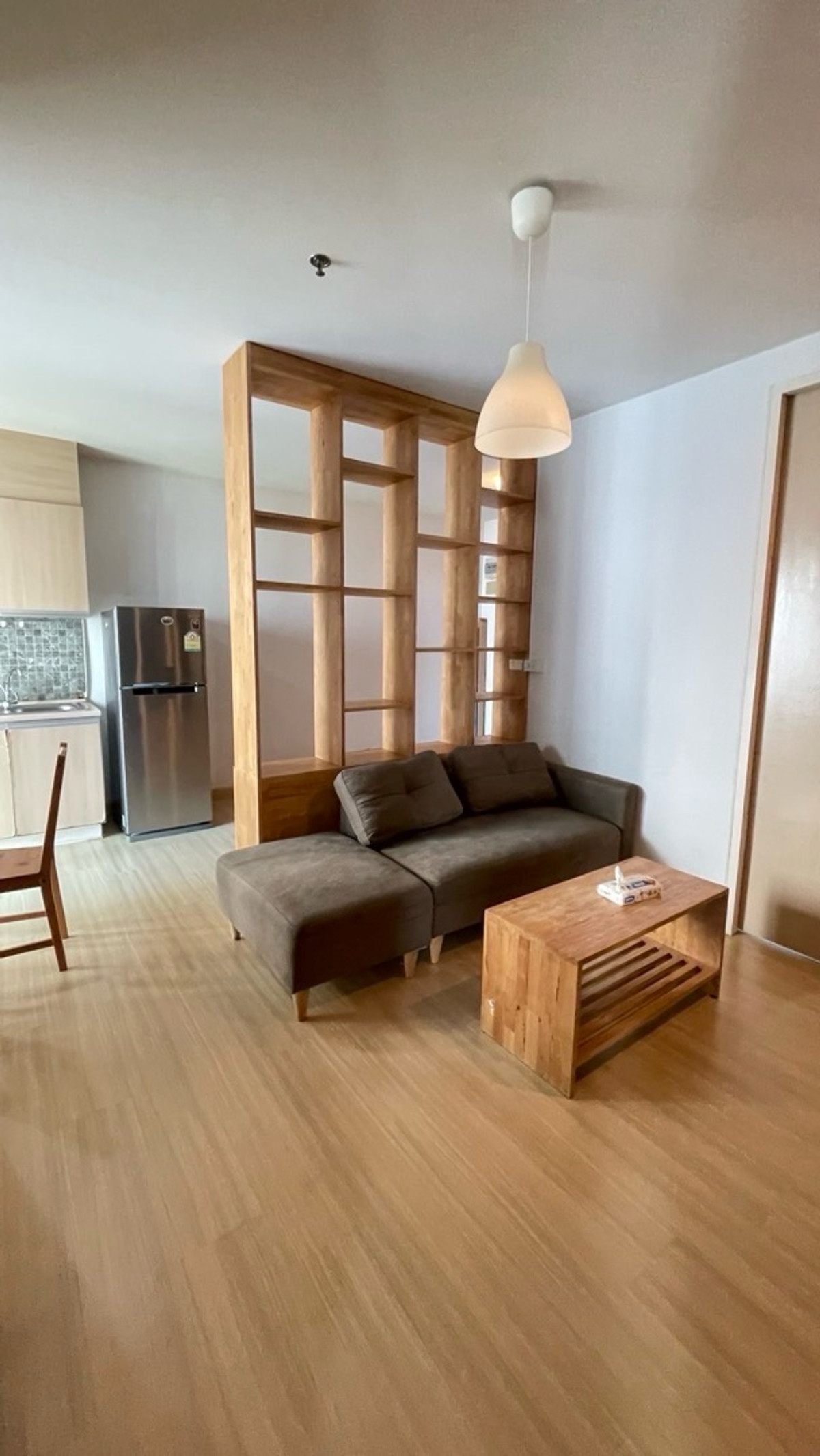 ให้เช่าคอนโดพัฒนาการ ศรีนครินทร์ : ให้เช่า The Parkland srinakarin ( เดอะ พาร์คแลนด์ ศรีนครินทร์ )🛏️ 2 ห้องนอน 🛁 2 ห้องน้ำ 🛋️ 1 ห้องนั่งเล่น ขนาด 66 ตรม. ชั้น 8 อาคาร B ⛲️ วิวเมือง ✨ ราคา 16,000 บาท ✨ มีวีดิโอห้องจริง 📸