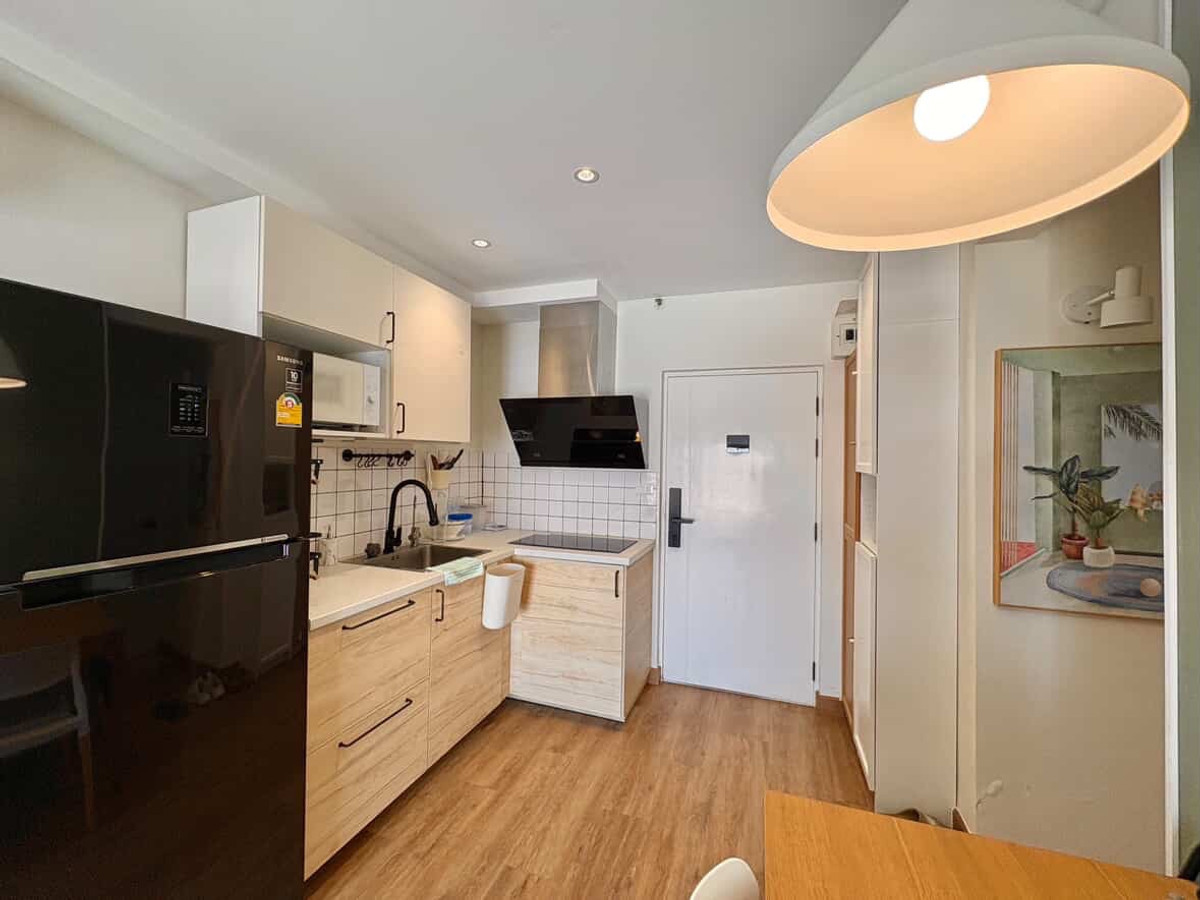 ขายคอนโดพระราม 9 เพชรบุรีตัดใหม่ RCA : ขายขาดทุน 🔥 HOT DEAL ถูก และคุ้มที่สุดในตอนนี้ !! ห้องสวยแต่งสไตล์มูจิ 2 ห้องนอน 52 ตร. แยกพระราม 9 แค่ 3.8 ล้าน !! 🔥A Space Hideaway Asoke-Ratchada เฟอร์ฯครบ พร้อมอยู่📍รีบติดต่อเลยค่ะ 081-152-6154 ใกล้ MRT พระราม 9