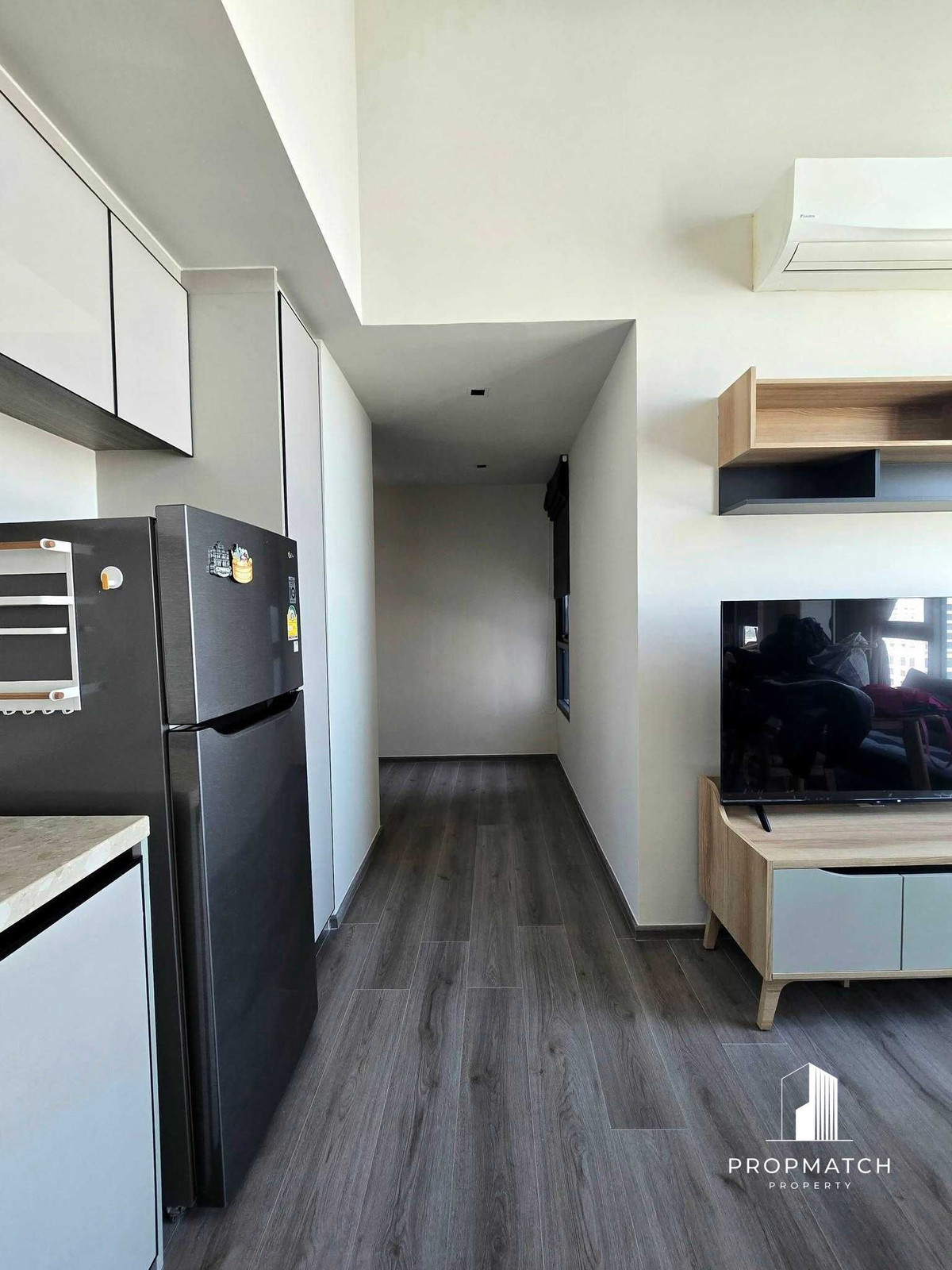 ขายคอนโดสะพานควาย จตุจักร : ขายด่วน วิวทิศเหนือห้องไม่ร้อน The Reserve Phahol - Pradipat