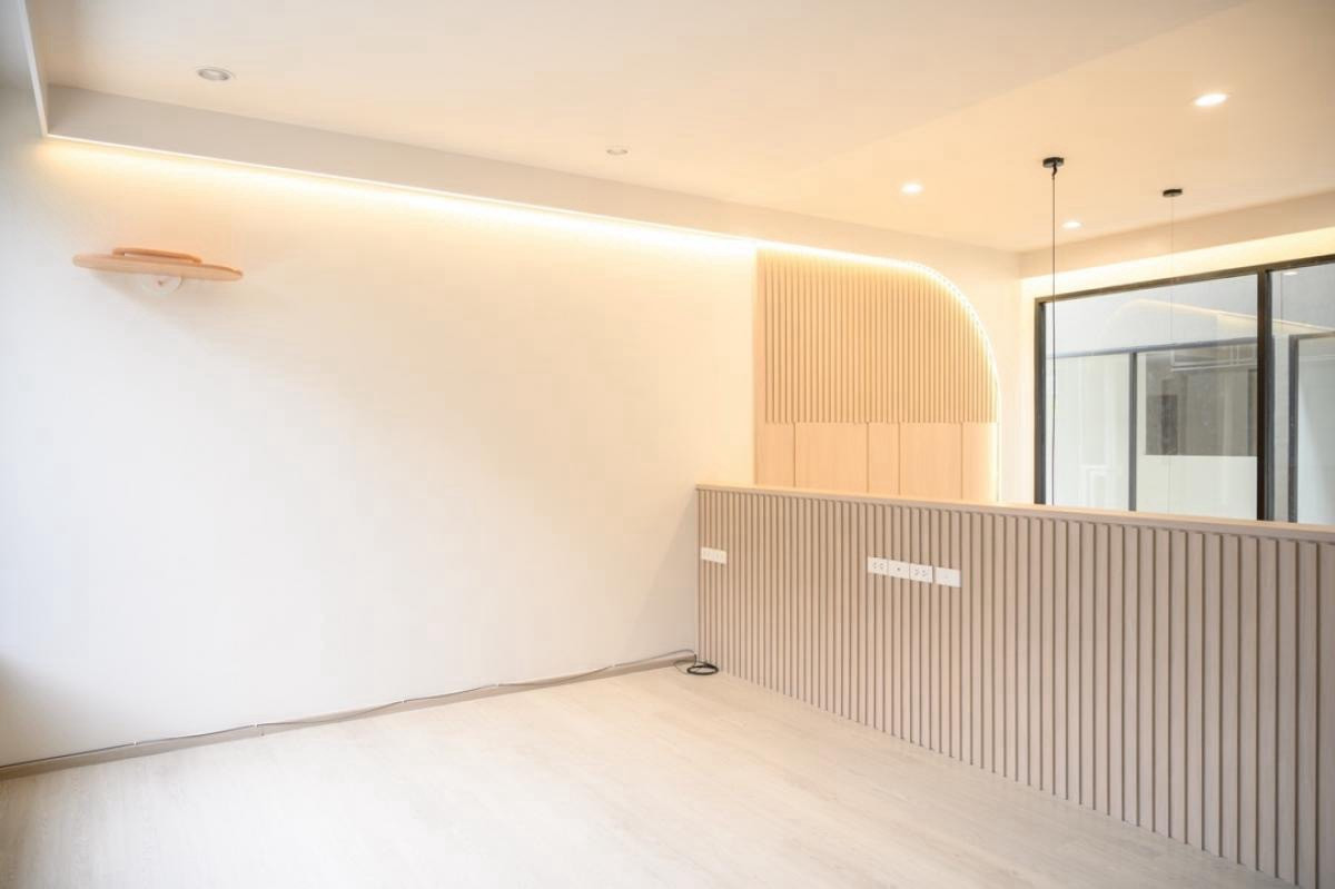 ทาวน์โฮมราษฎร์บูรณะ สุขสวัสดิ์ :  🏠 RENT/SELL | 2 Beds | Nue Hybe Suksawat | Urban Hybrid | Expressway Access | UV Glass | Phase 1 |  Live-Work-Commerce