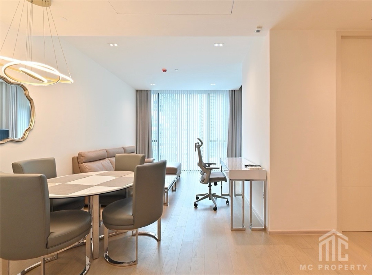 ให้เช่าคอนโดสุขุมวิท อโศก ทองหล่อ : the strand ทองหล่อ 2 ห้องนอน 90ตรม ให้เช่าเพียง 100,000 สนใจติดต่อ 0816878954