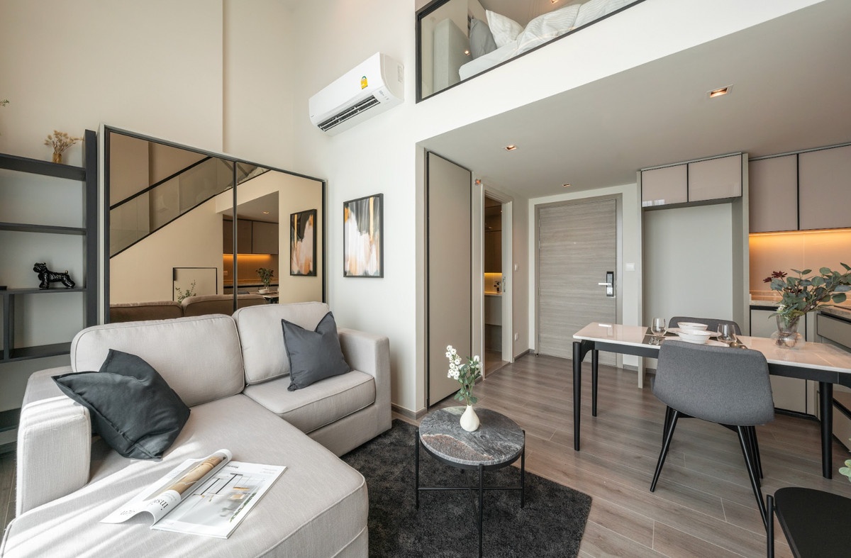 ให้เช่าคอนโดสะพานควาย จตุจักร : The Reserve Phahol - Pradipat  Duplex ราคาดีมาก เช่า 25,000 เท่านั้น  ห้องใหญ่ 39sqm ติด BTS สะพานควาย เดินทางสะดวก นัดชมได้เลย 064-6696546 มินนี่   เบอร์นี้แอทไลน์ได้เลยค่ะ