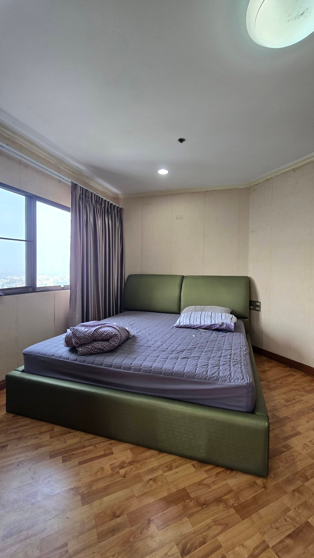 ขายคอนโดบางนา แบริ่ง ลาซาล : ขายคอนโดห้องใหญ่ 236 ตร.ม. หลัง Central Bangna ชั้นสูง ราคาต่ำกว่าตลาด