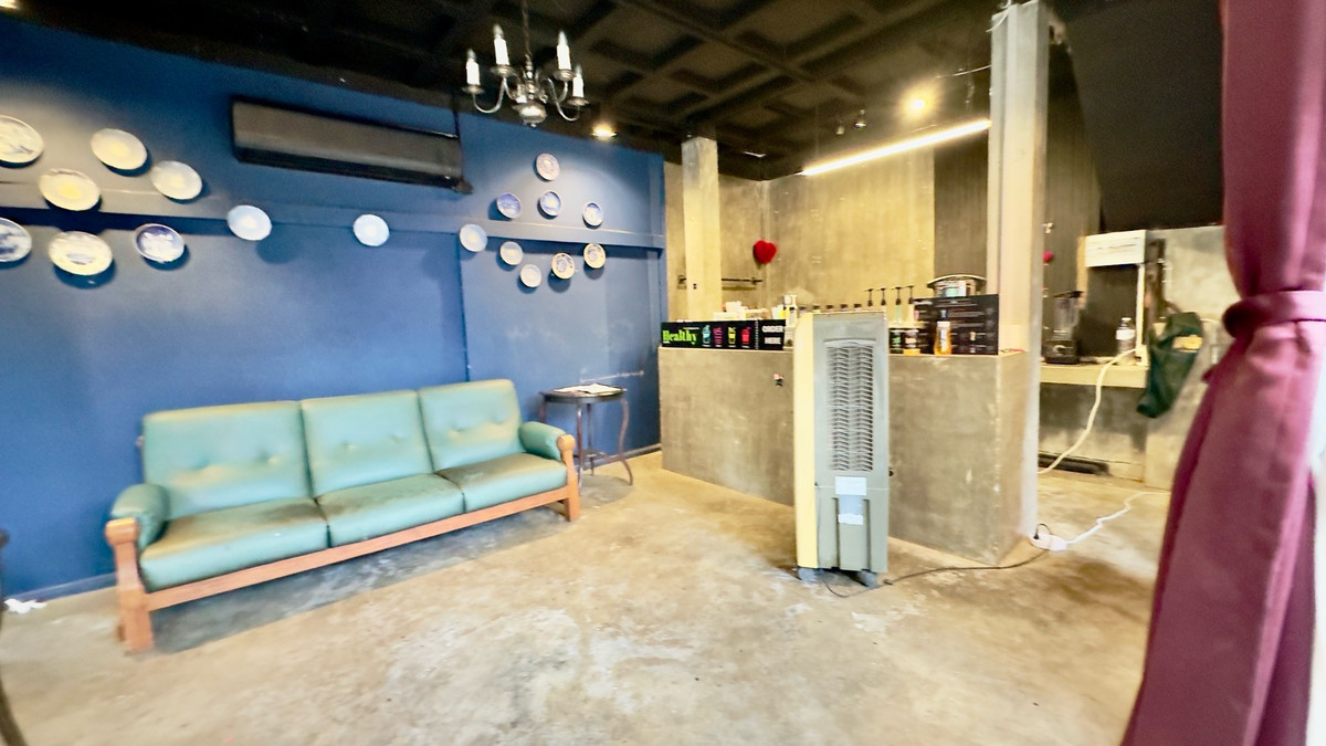 ให้เช่าที่ดินเลียบทางด่วนรามอินทรา : ให้เช่าที่ดินพร้อมสิ่งปลูกสร้าง ริมถนนประดิษฐ์มนูญธรรม เนื้อที่ 200 ตรว. เลียบทางด่วนเอกมัยรามอินทรา