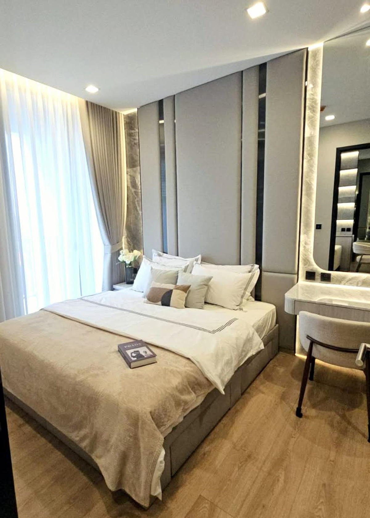 For RentCondoAri,Anusaowaree : ให้เช่า Noble Around Ari   ราคา 35,000 บาท [JZr260126]