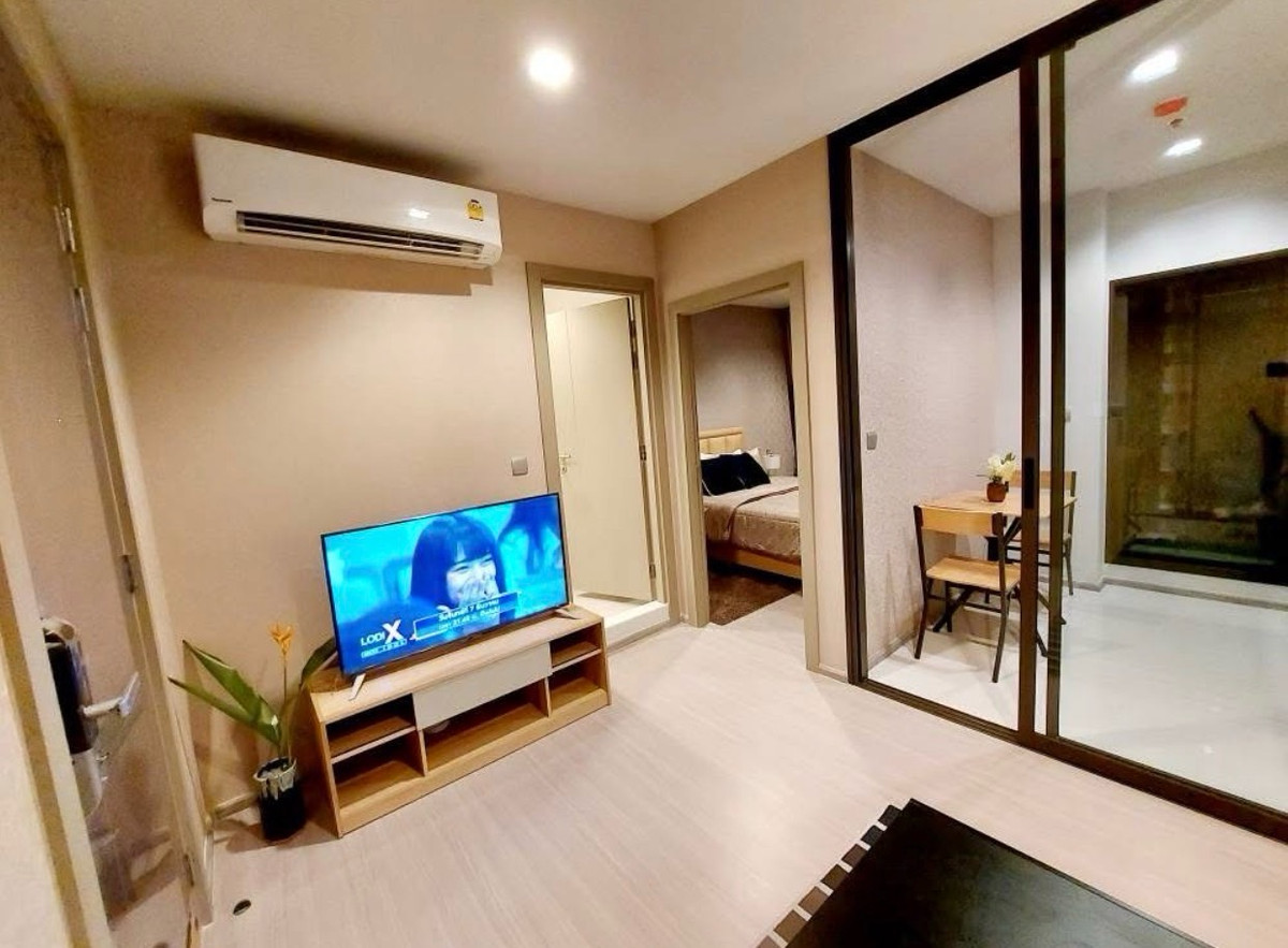 ให้เช่าคอนโดพระราม 9 เพชรบุรีตัดใหม่ RCA : ให้เช่า ideo asoke rama9 (ไอดีโอ อโศก พระราม9 ) 1 ห้องนอน 1ห้องน้ำ  33 ตรม.ชั้น 27 ตึกหลัก วิวเมือง  เฟอร์และเครื่องใช้ไฟฟ้าครบ 21,500 บาท