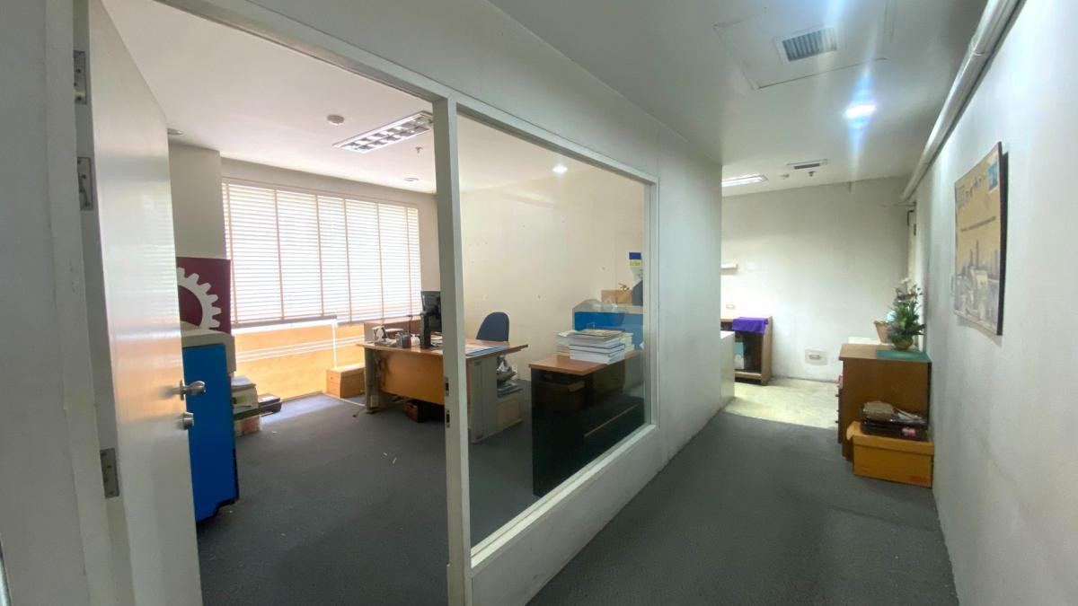 ให้เช่าสำนักงานราชเทวี พญาไท : ให้เช่า สำนักงาน 150 ตรม. อาคารพญาไทเพลส ใกล้ BTS พญาไท เพียง 100 เมตร / Line @matchingproperty