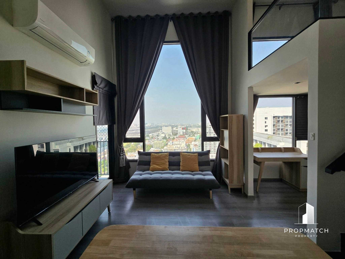 For SaleCondoSapankwai,Jatujak : The Reserve Phahol - Pradipat Duplex, excellent price, selling for only 6.35 m, large room 45sqm, next to BTS Saphan Khwai, convenient travel, can make an appointment to view at 064-6696546 Minnie, this number can be reached via Line.